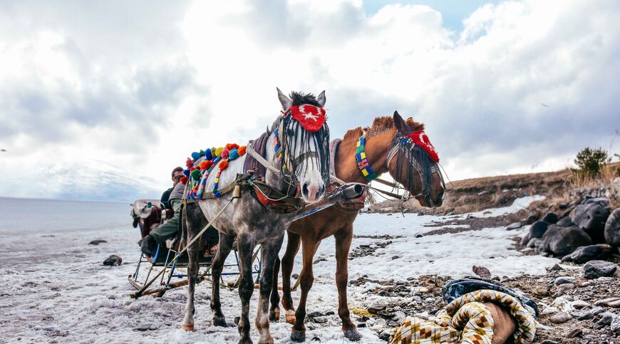 Uçaklı Van Kars Erzurum Turu |3 Gece Otel Konaklamalı | İstanbul Çıkışlı